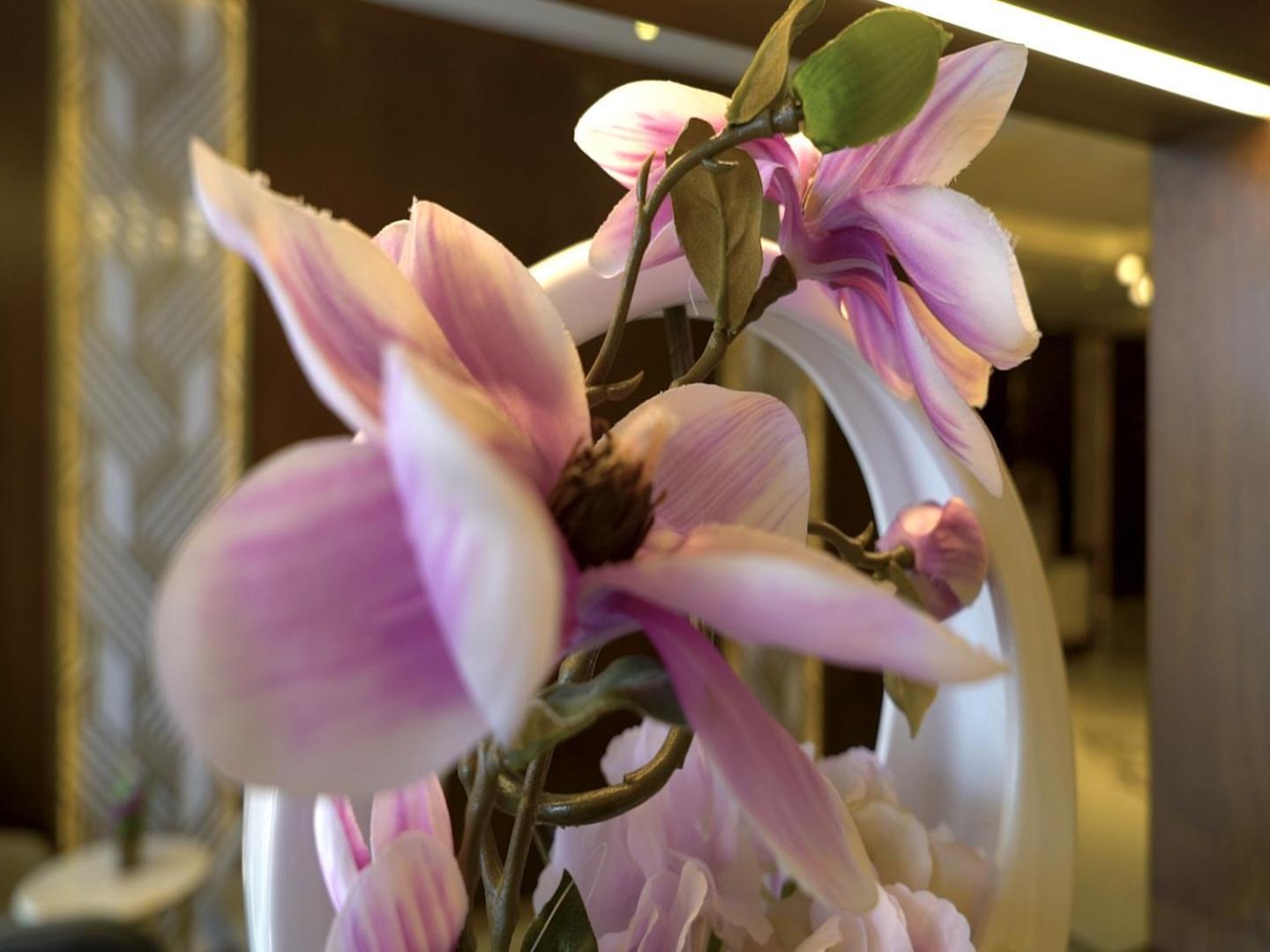 Violet Rose Aprit Hotel Jeddah Exterior photo